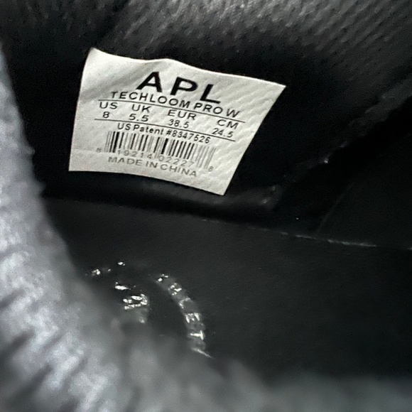 APL Women's TechLoom Pro Running Shoe - Size 8 - Picture 5 of 5